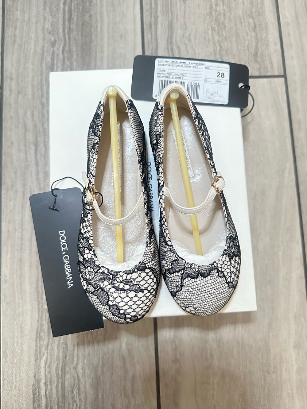 Dolce & Gabbana Toddler girls Black Lace Ballet Flats with Cream Trim